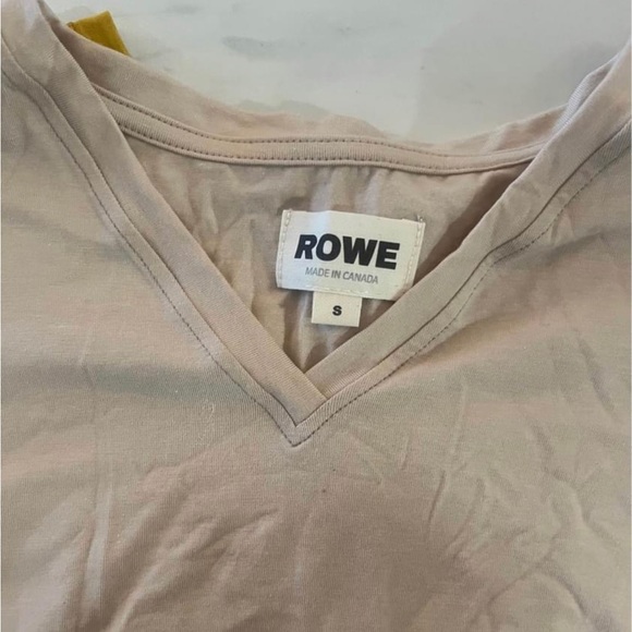 BNWOT - ROWE Apparel V-neck  T’s (ethically made in Canada) - Picture 3 of 4